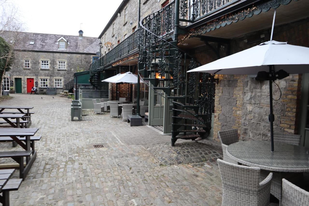 The Lodge Ballina Ballina  Esterno foto