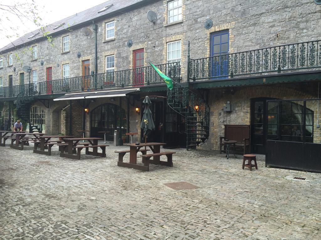 The Lodge Ballina Ballina  Esterno foto